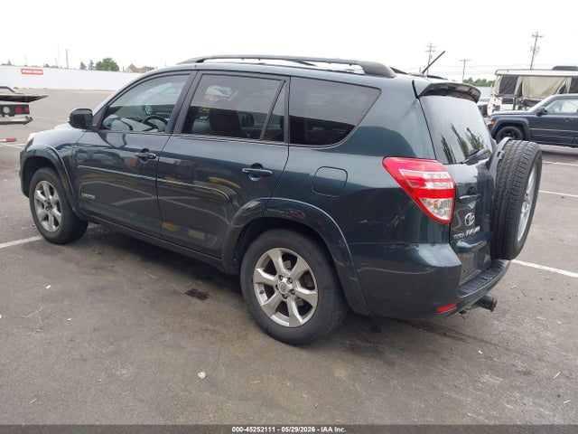Toyota RAV4 Limited V6