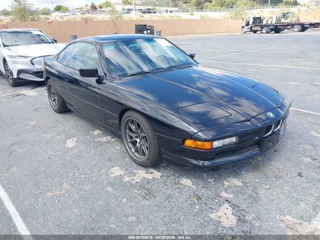 Salvage BMW 8 Series Image
