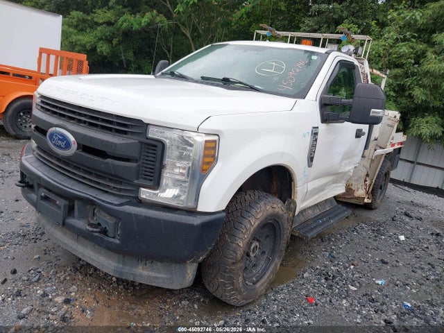 Ford F-250 Xl