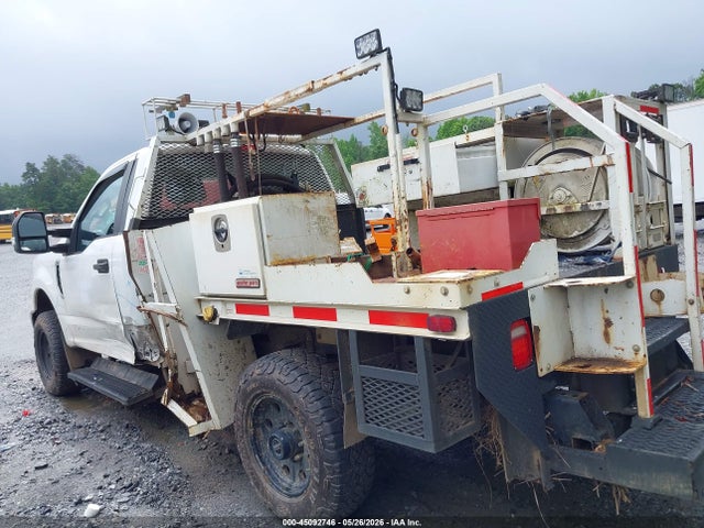 Ford F-250 Xl