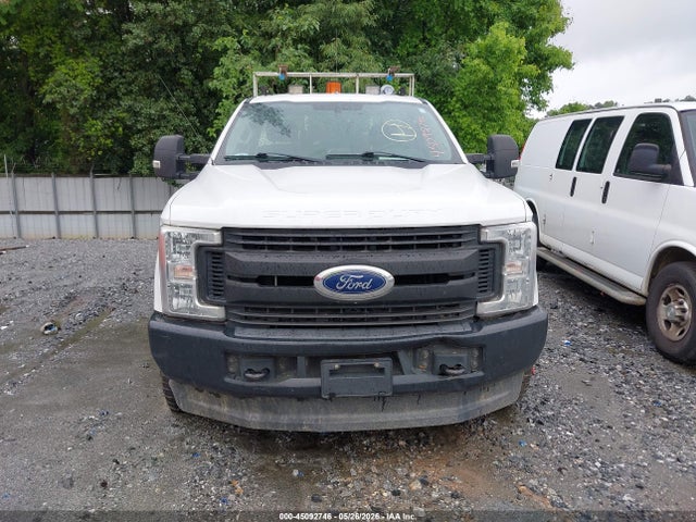Ford F-250 Xl