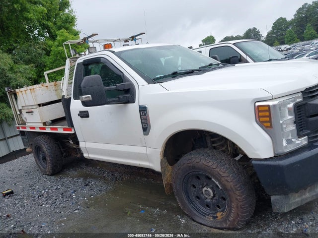 Ford F-250 Xl