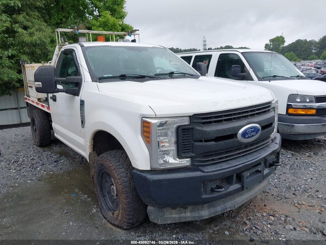 Salvage Ford F-250 Image