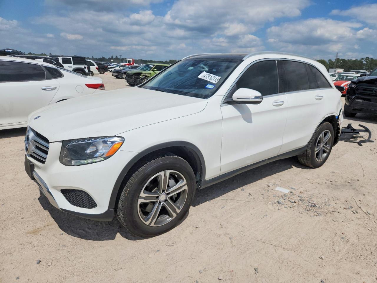 Salvage Mercedes-Benz GLC Image