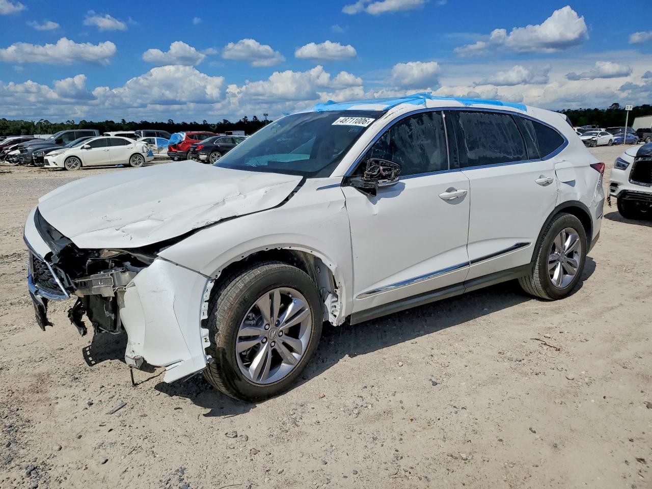 Salvage Acura MDX Image