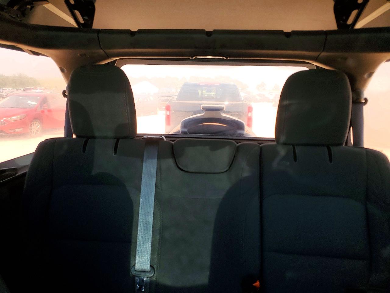 Jeep Wrangler Sport