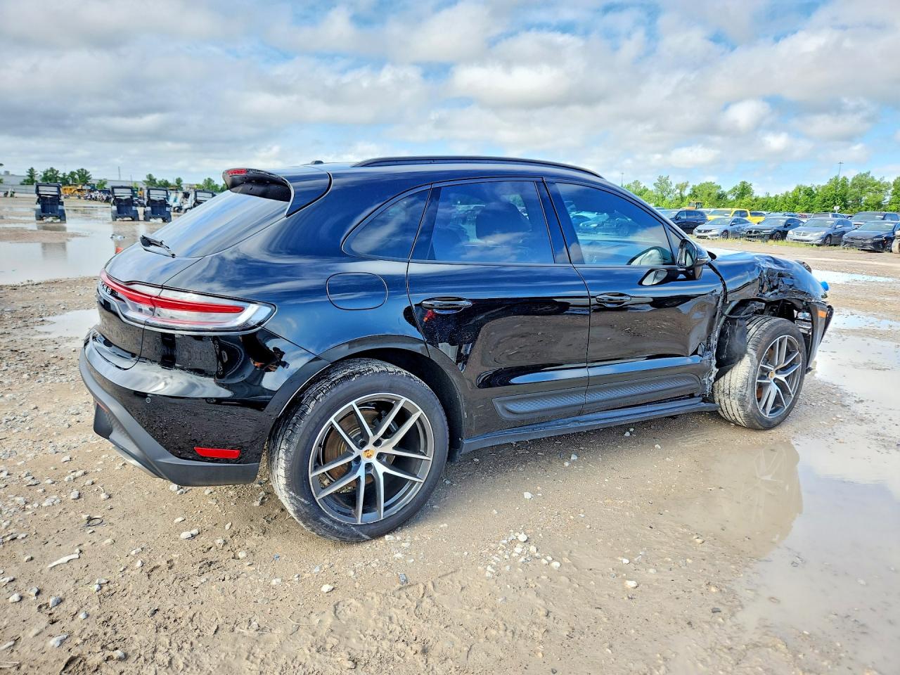 Porsche Macan Base