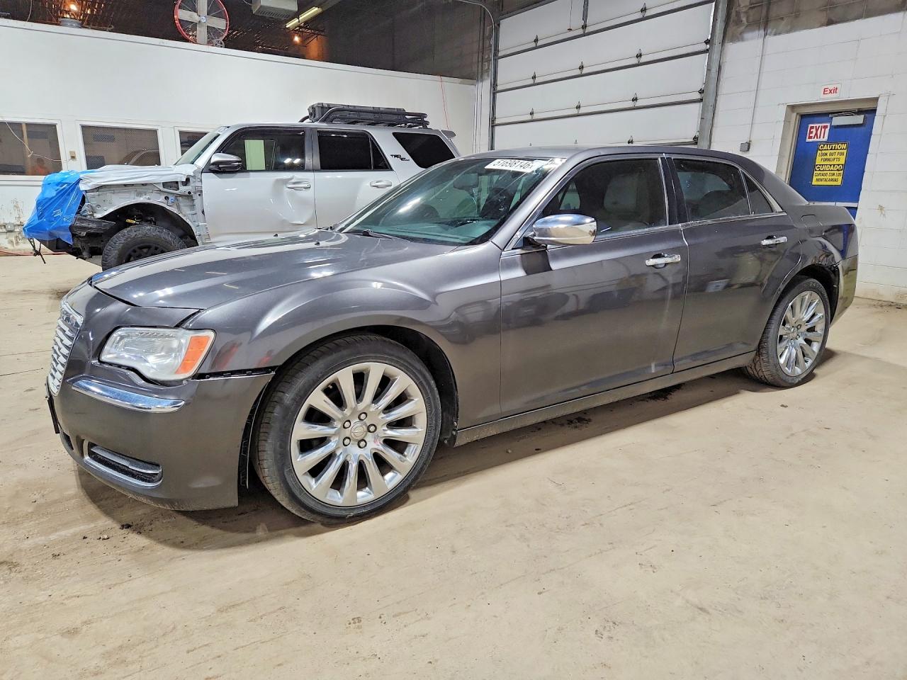 Salvage Chrysler 300 Image