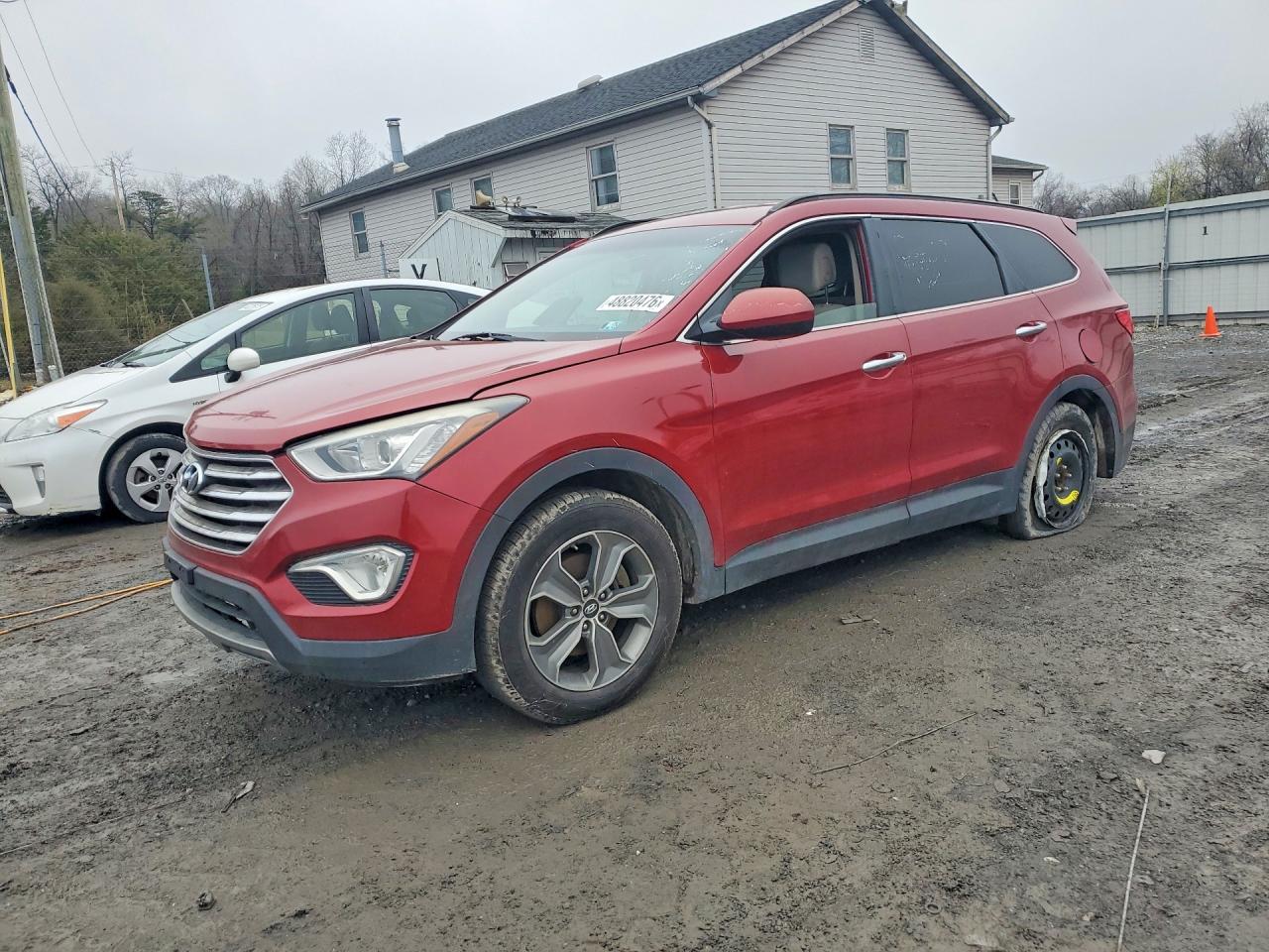 Salvage Hyundai SANTA FE Image
