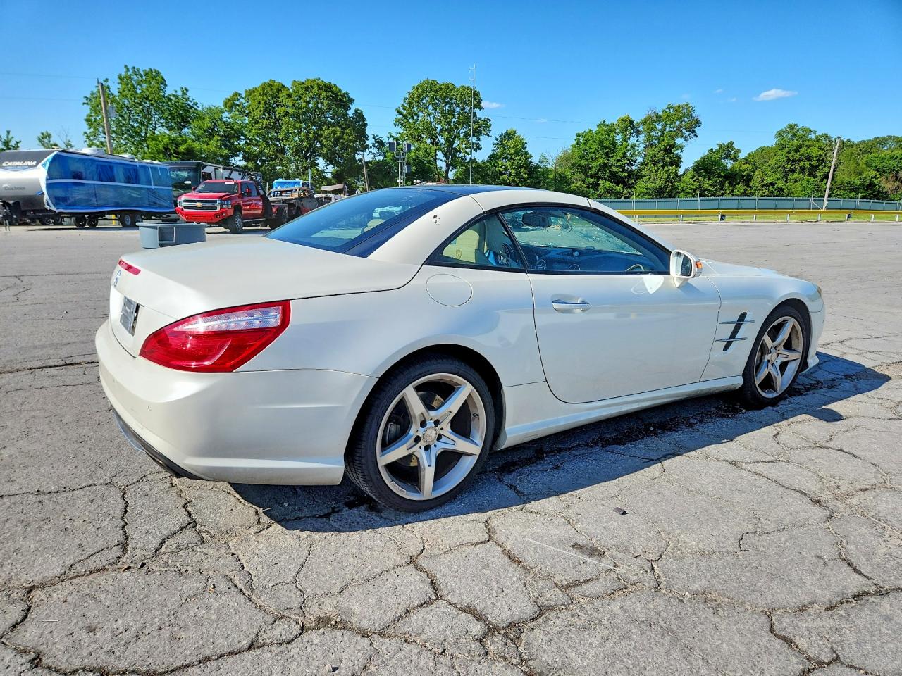 Mercedes-Benz S-Class 550