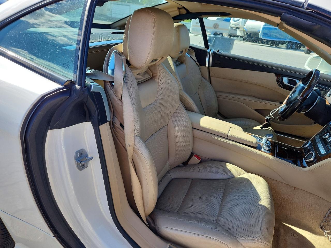 Mercedes-Benz S-Class 550