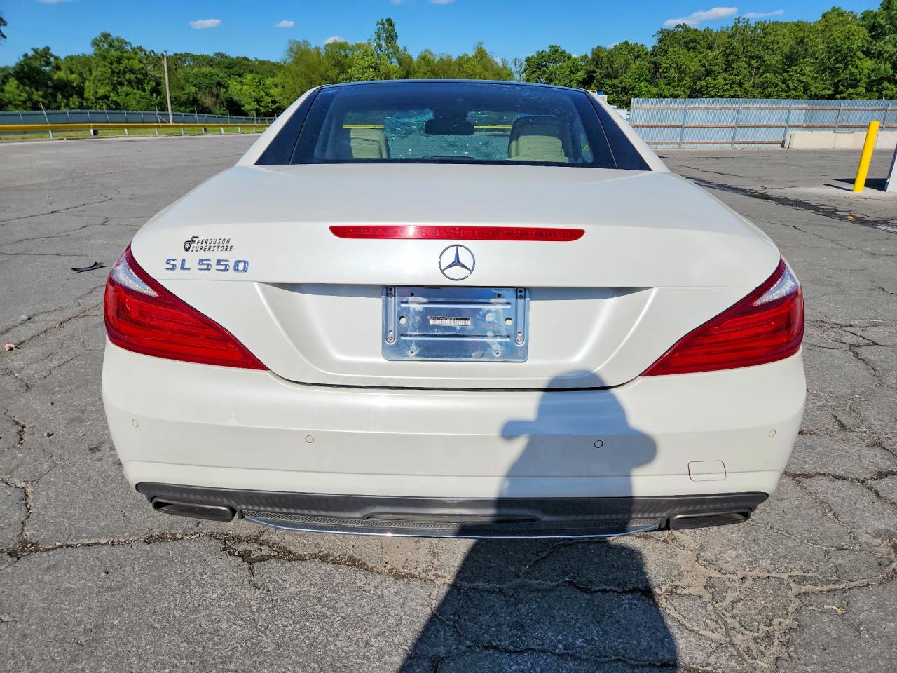 Mercedes-Benz S-Class 550