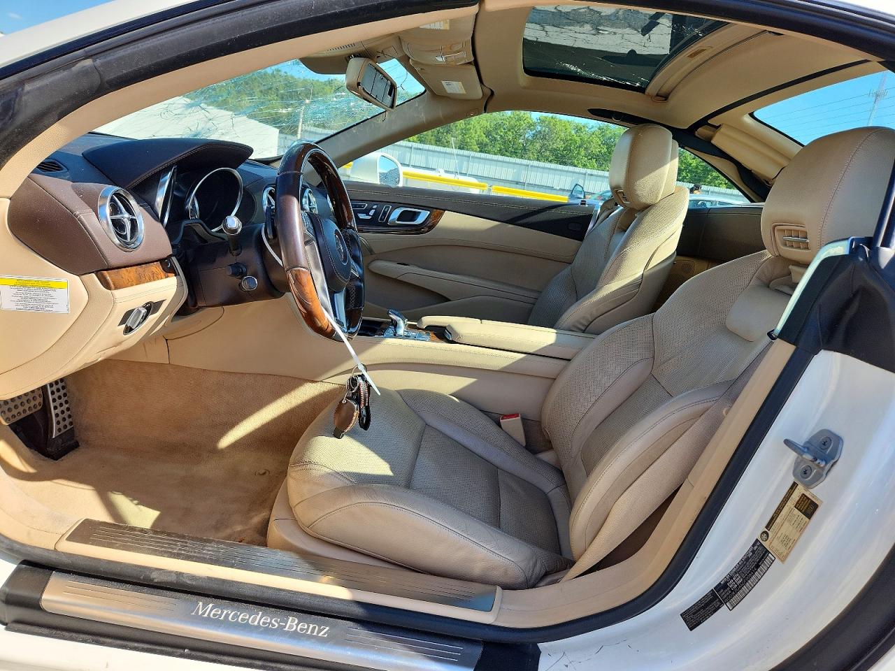 Mercedes-Benz S-Class 550