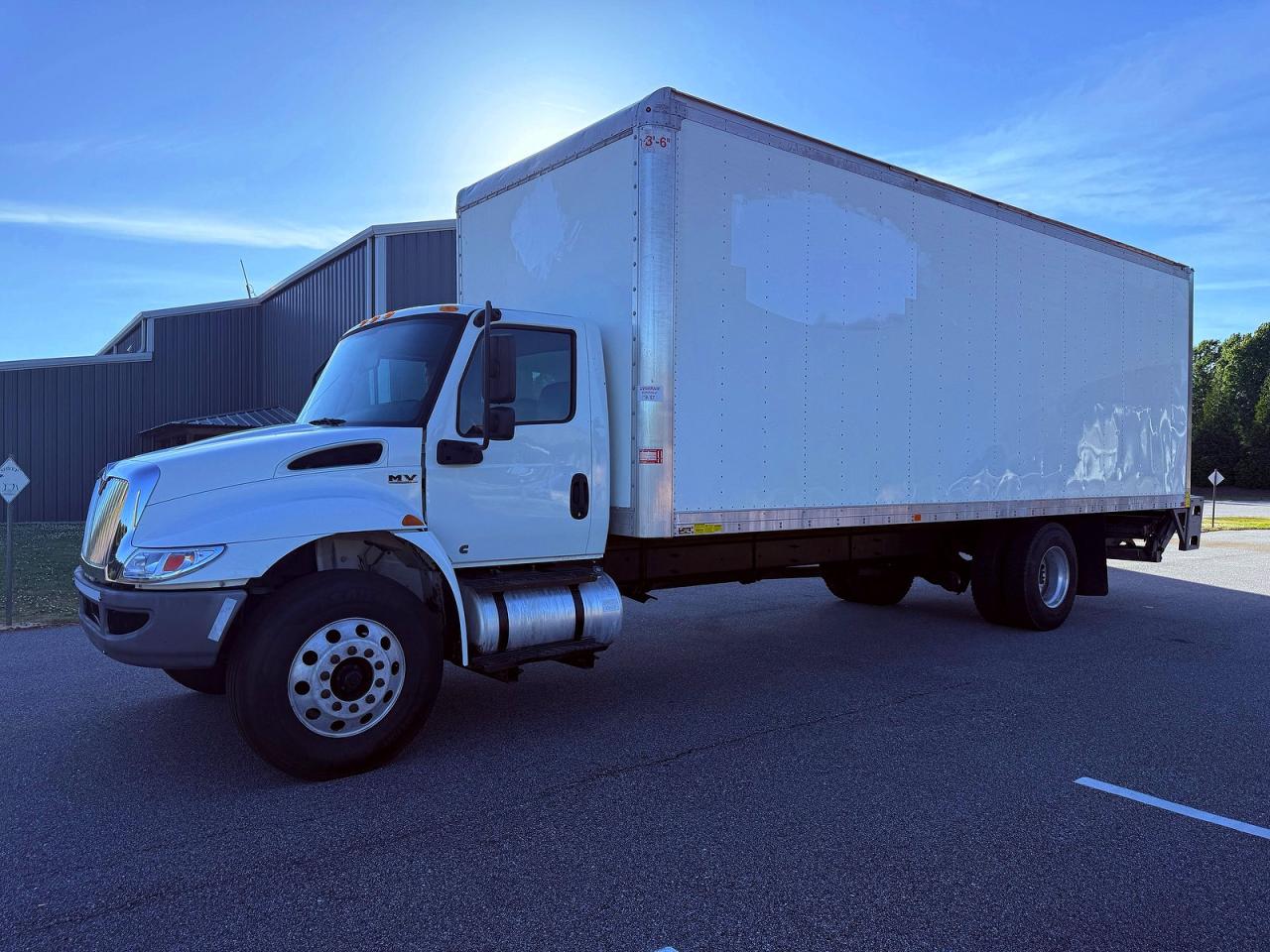 International Mv607