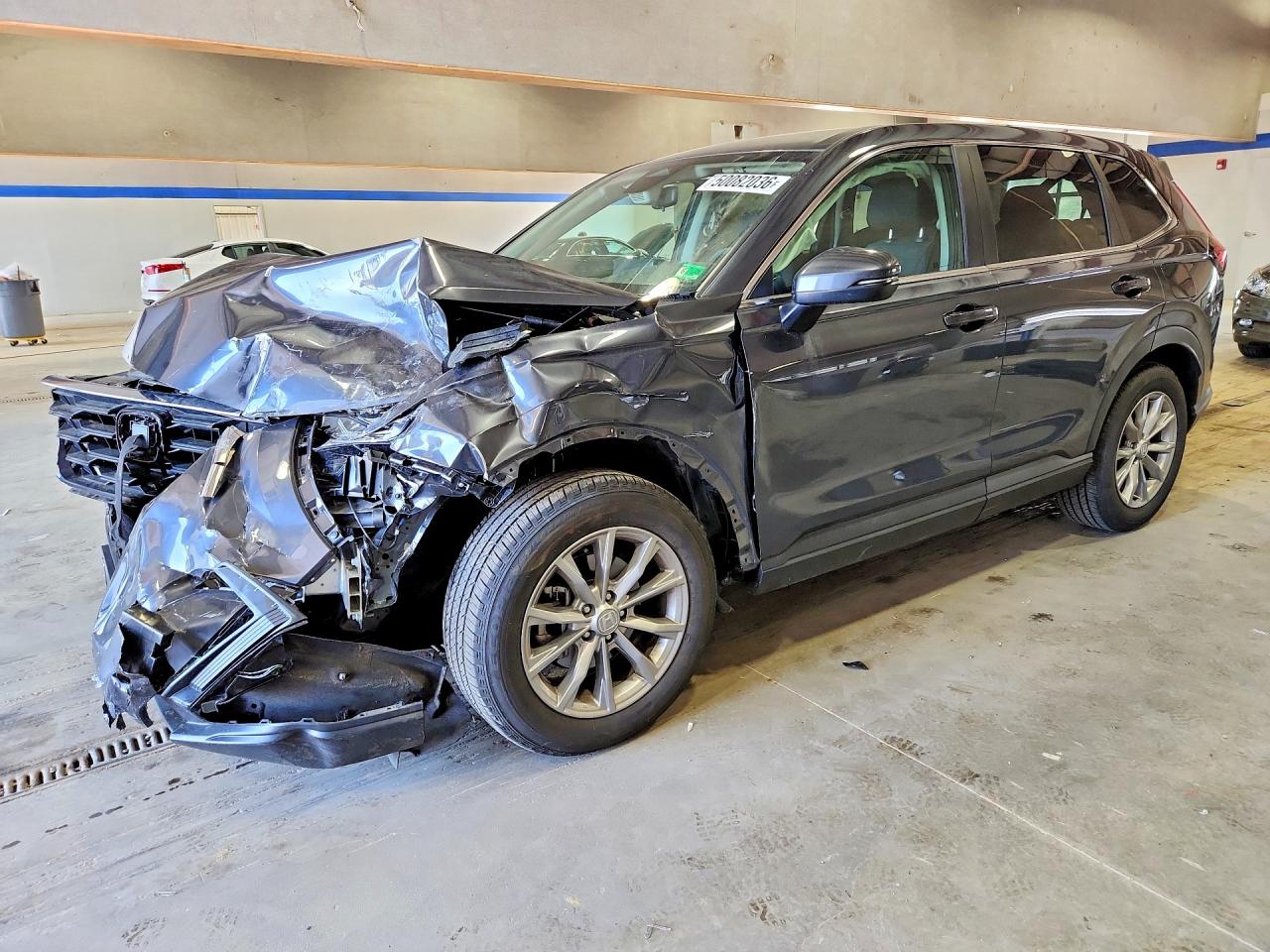 Salvage Honda Crv Image