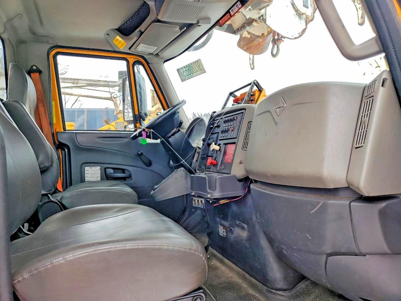 International 4000 Serie 4400