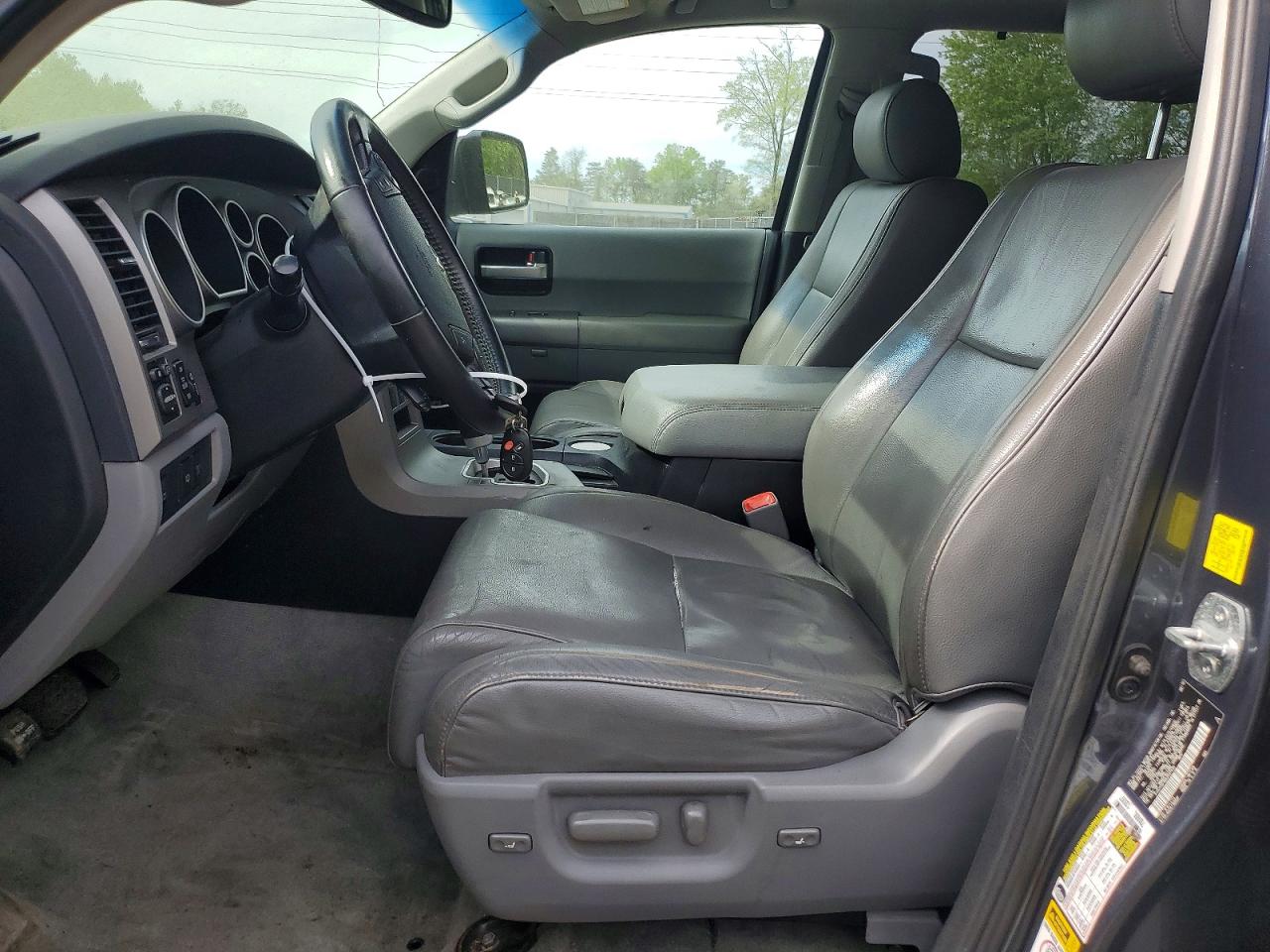 Toyota Sequoia Limited