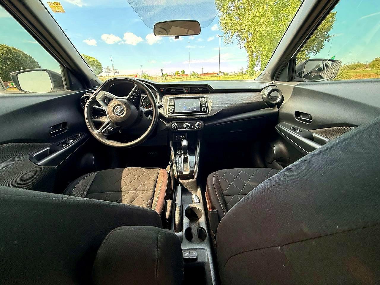 Nissan Kicks S