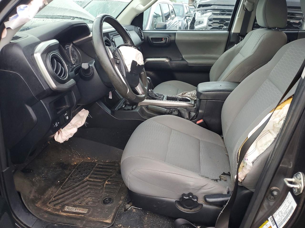 Toyota Tacoma Sr5 V6
