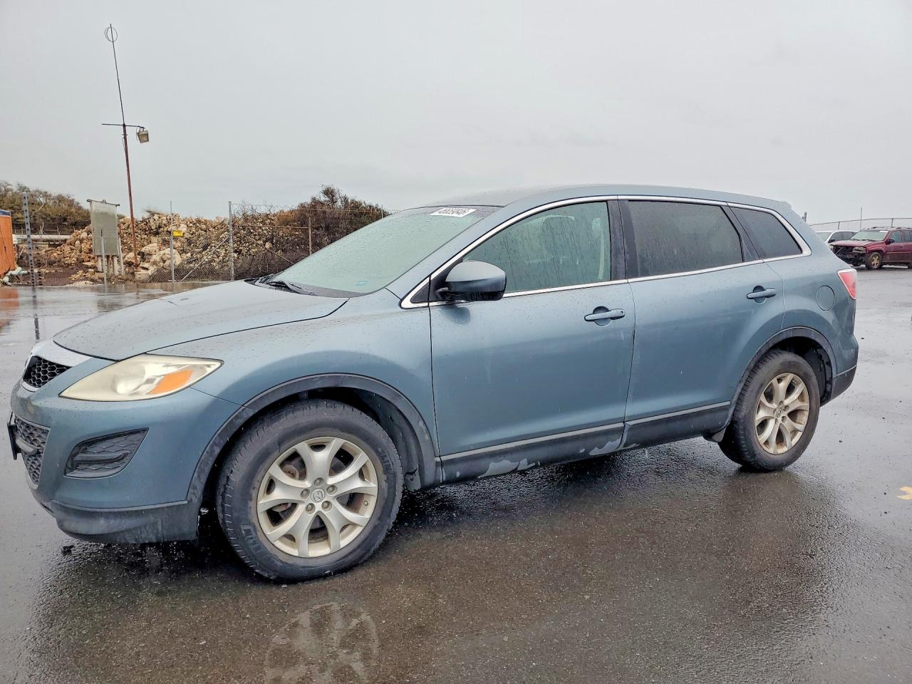 Salvage Mazda Cx Image
