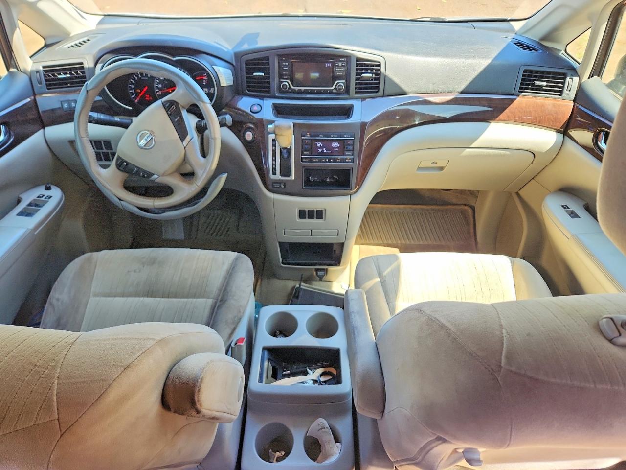 Nissan Quest Sv