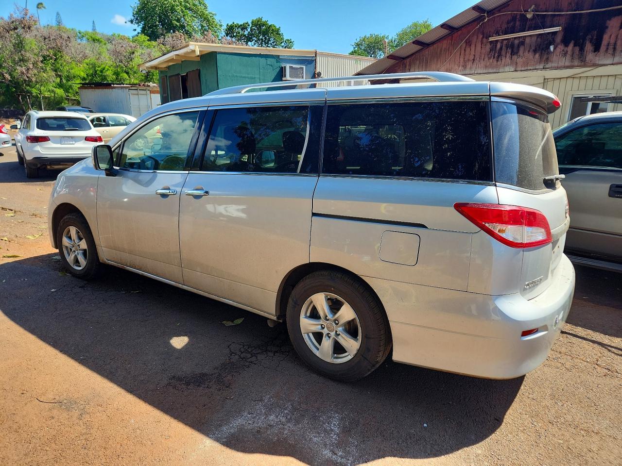 Nissan Quest Sv