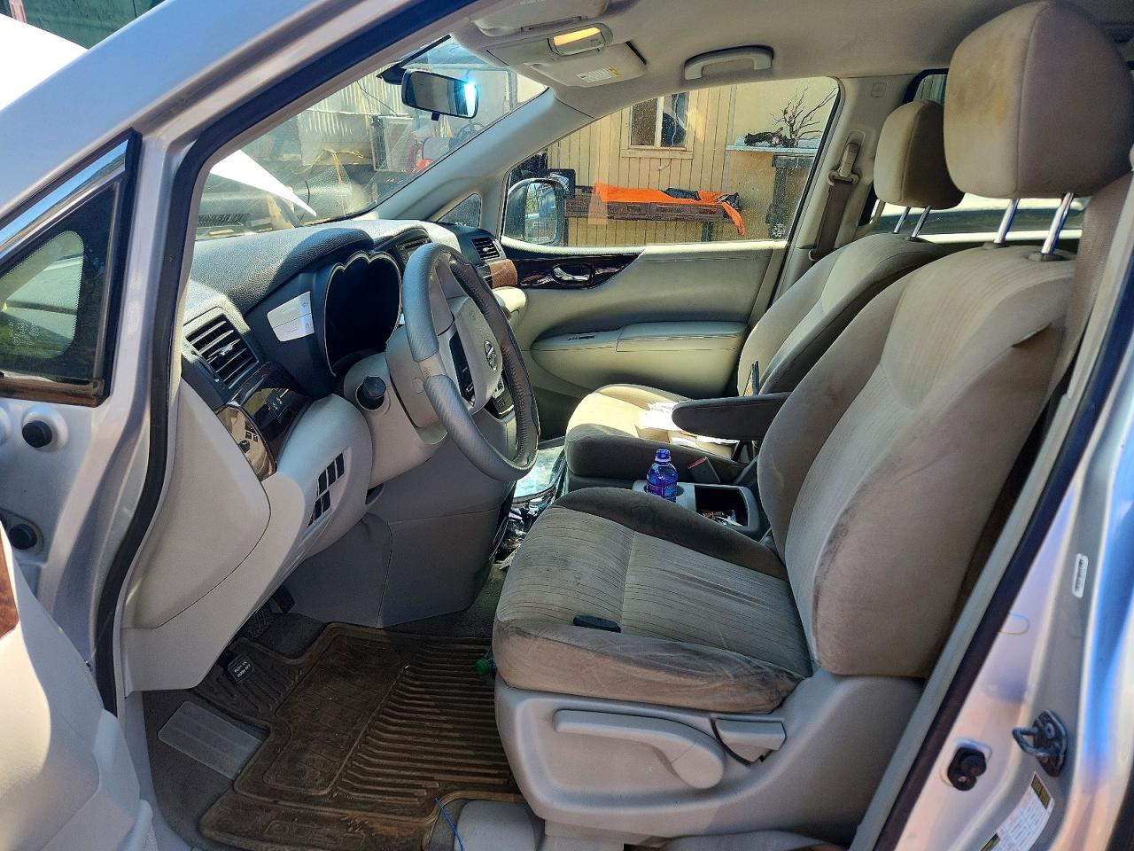 Nissan Quest Sv
