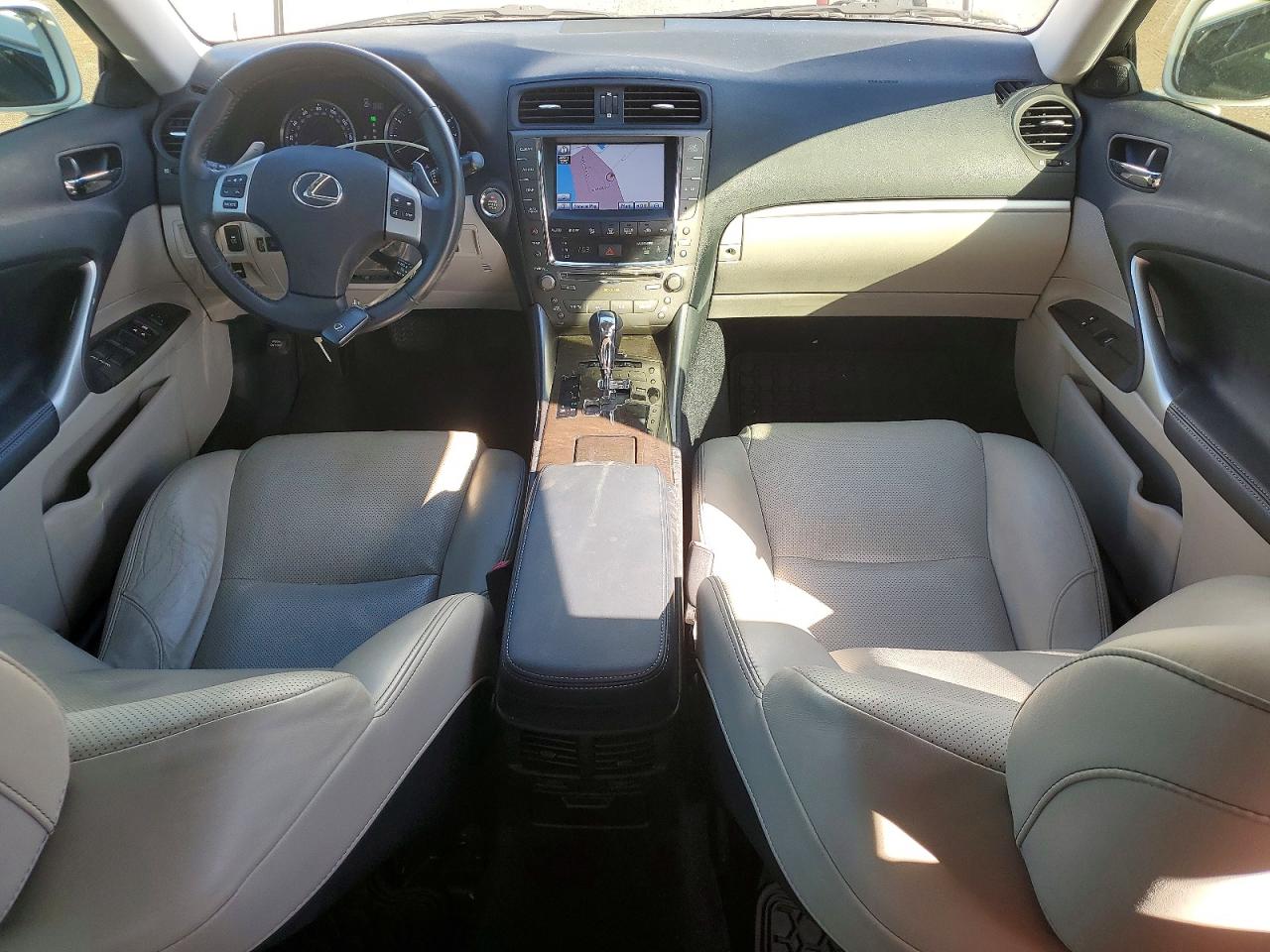 Lexus Is Base