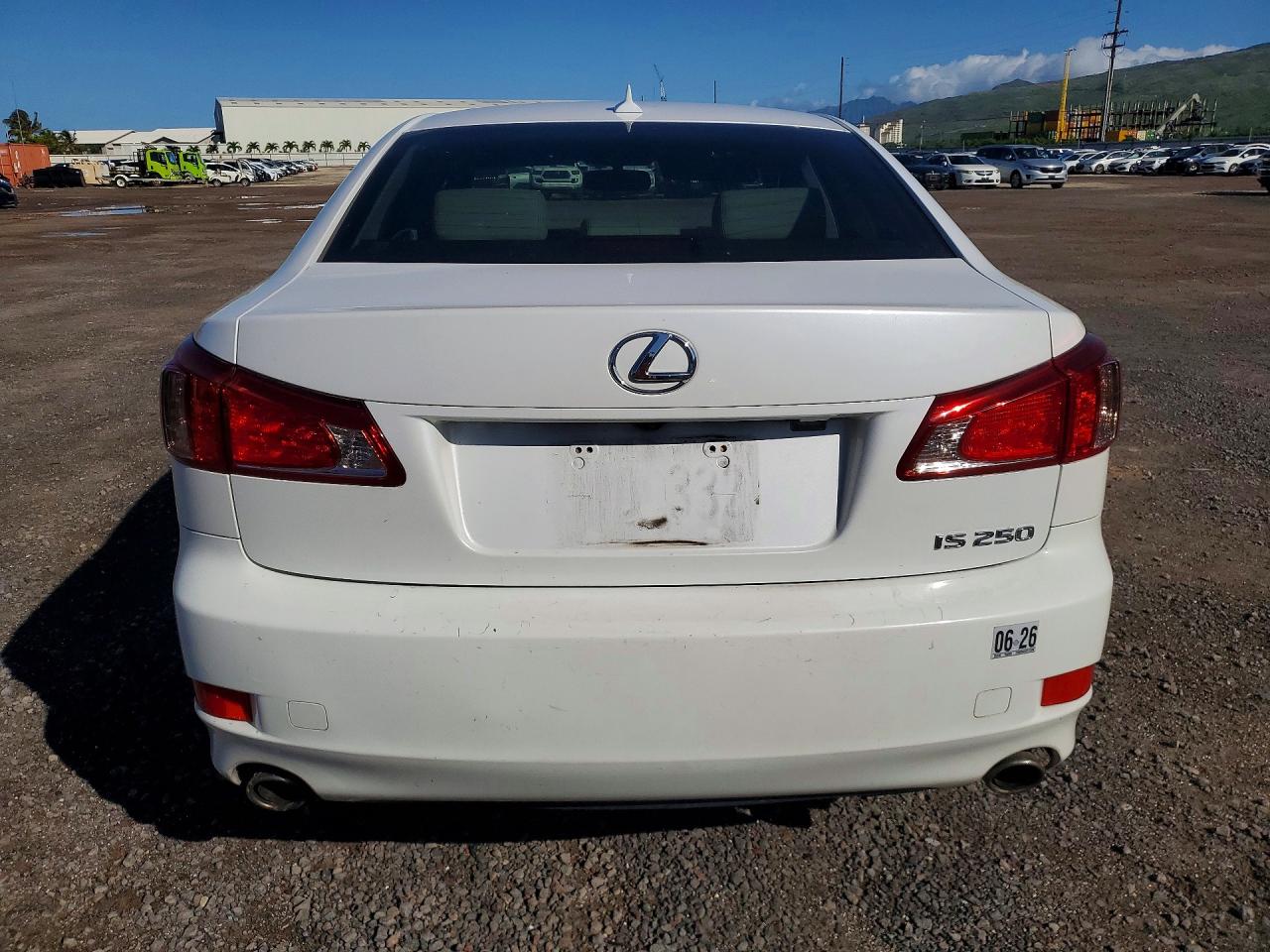 Lexus Is Base