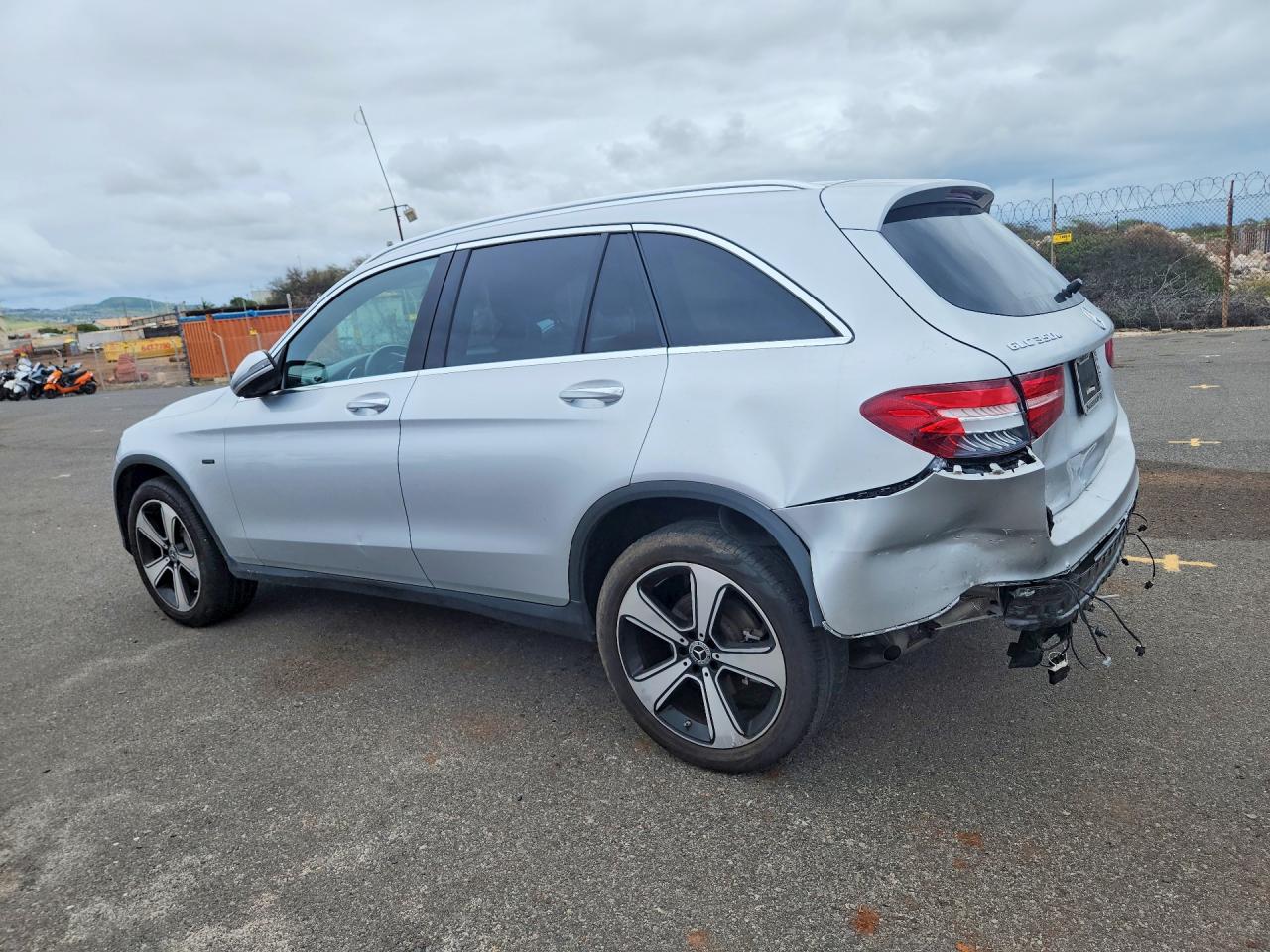 Mercedes-Benz GLC 350e