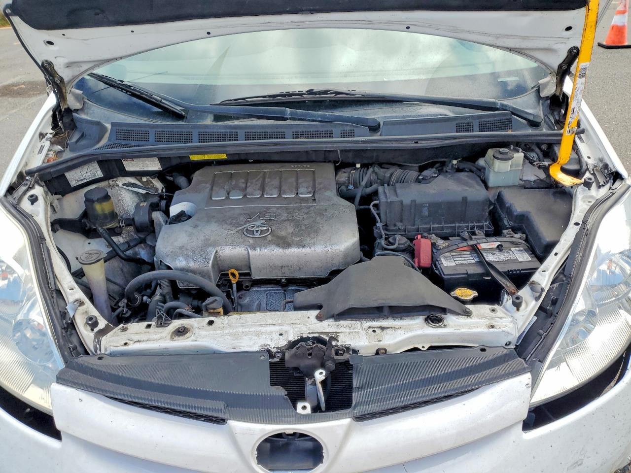 Toyota Sienna Ce