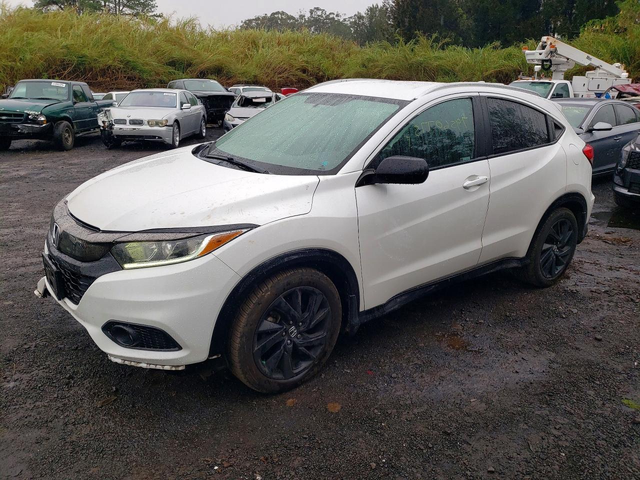 Salvage Honda HR-V Image