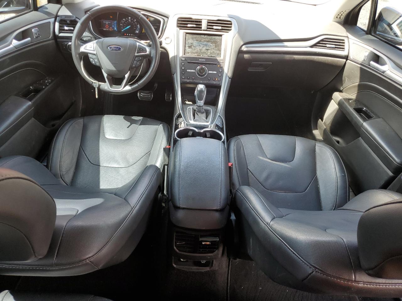 Ford Fusion Titanium Phev