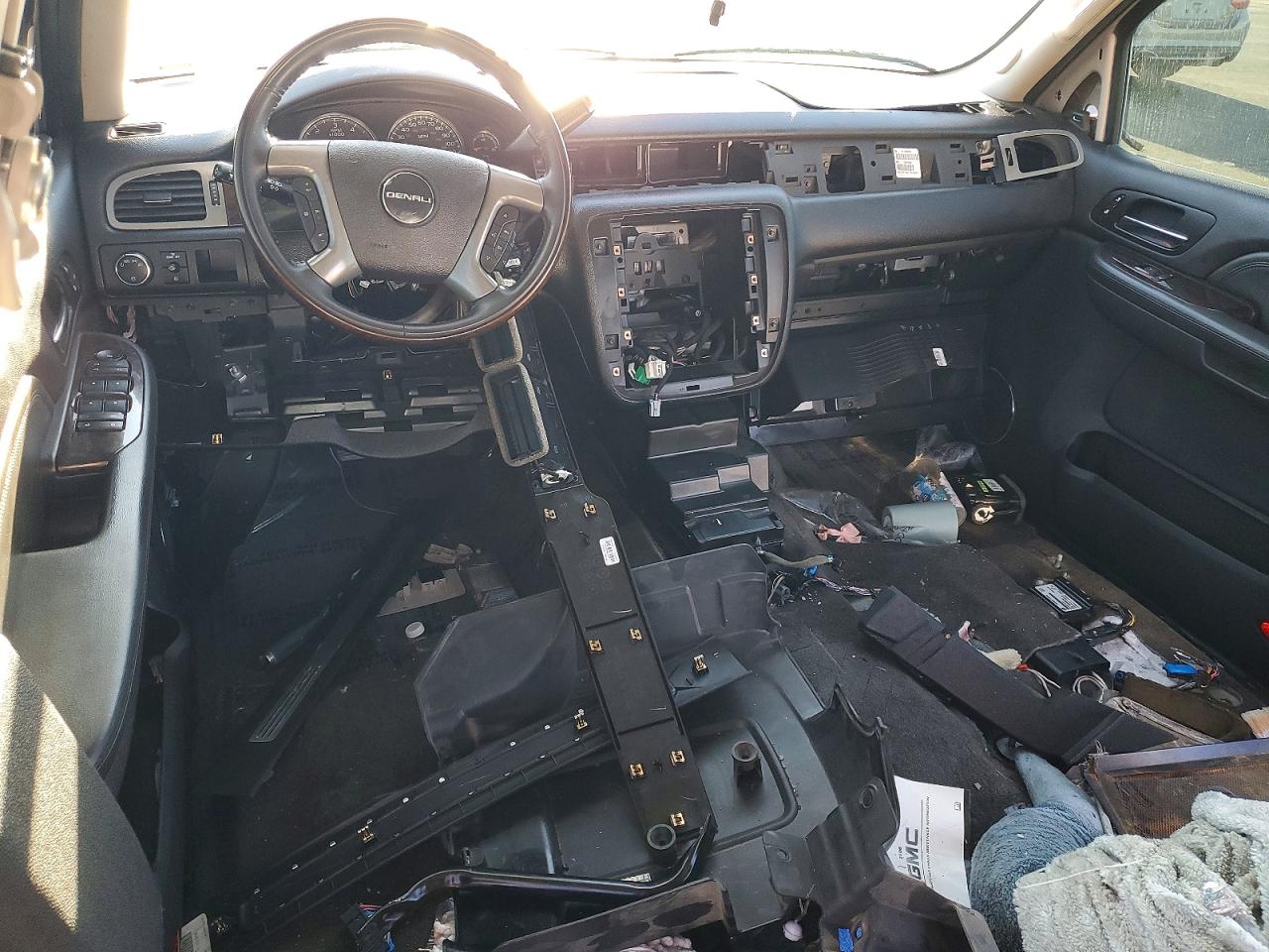 GMC Yukon Denali