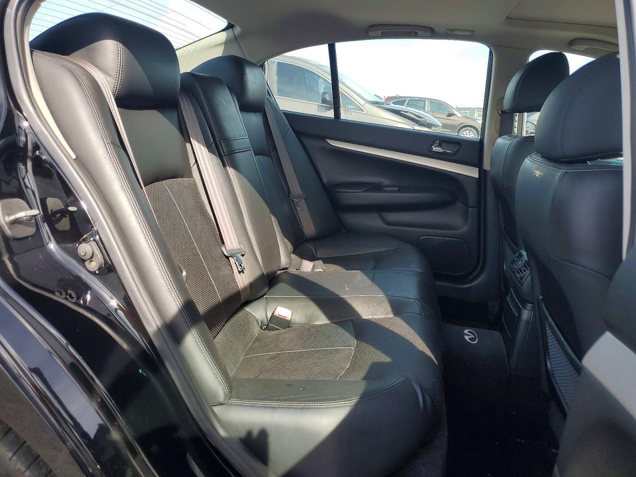 Infinity G37 Base
