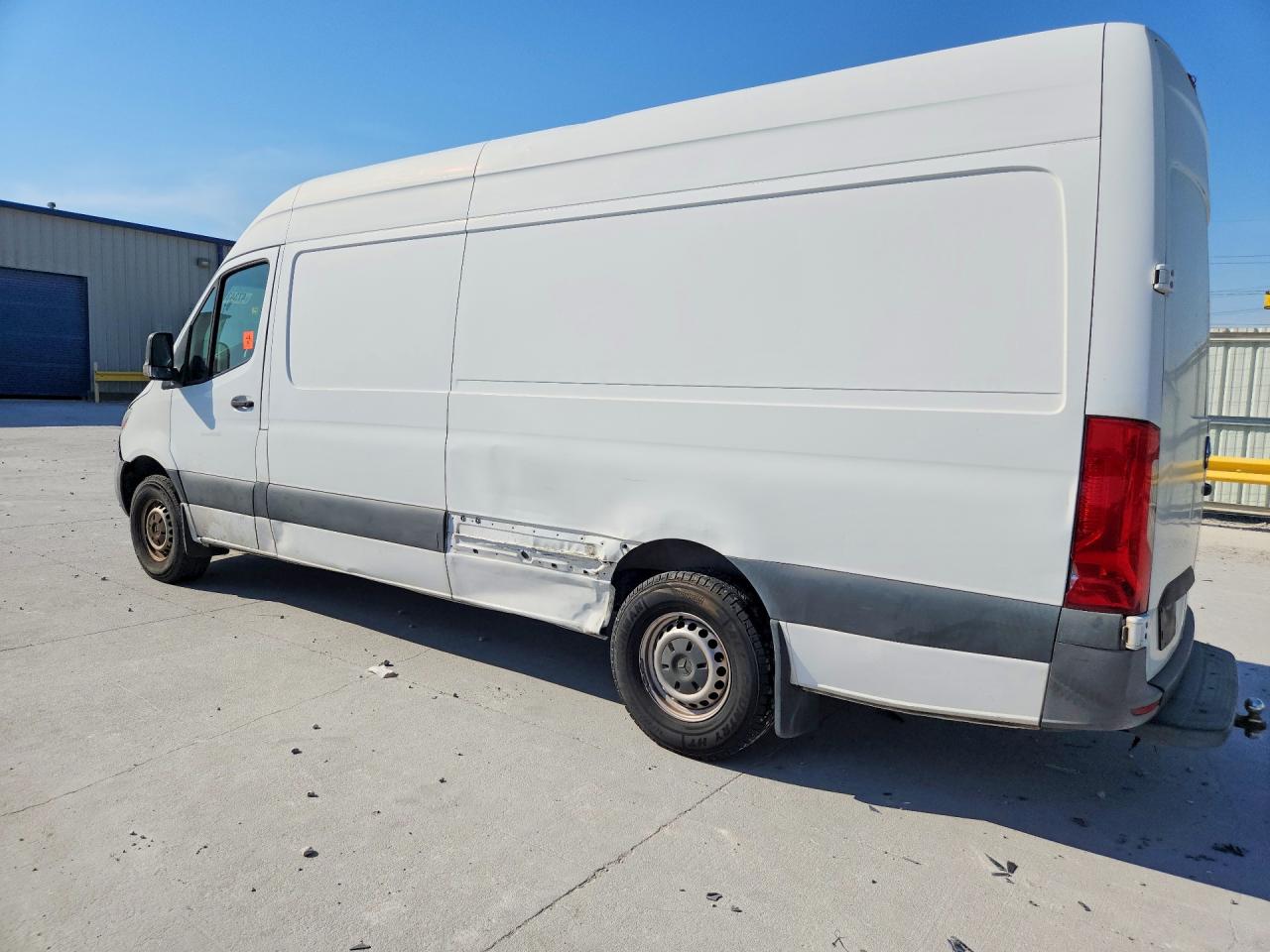 Mercedes-Benz Sprinter 2500