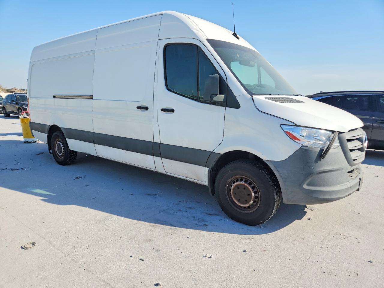 Mercedes-Benz Sprinter 2500