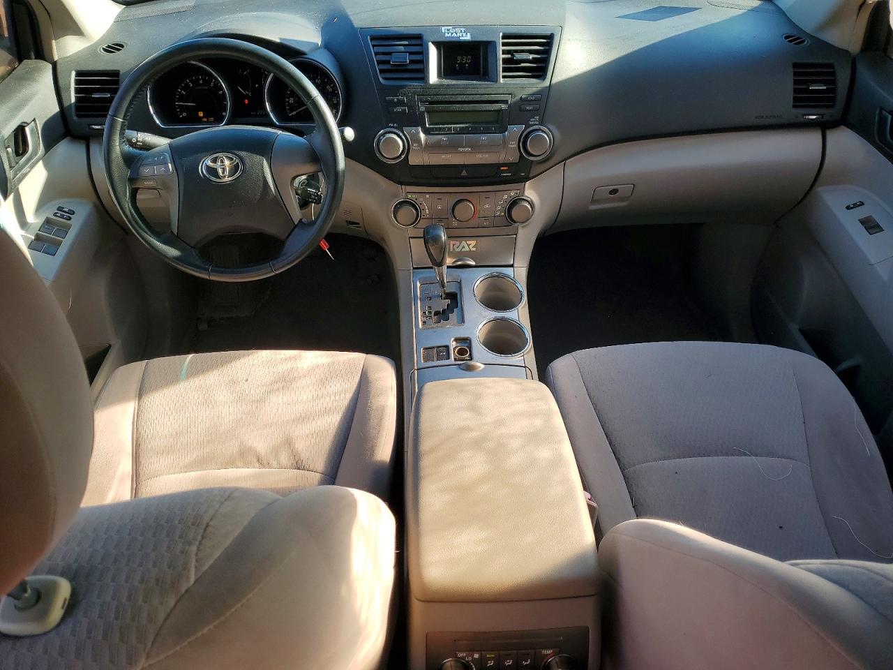 Toyota Highlander Base