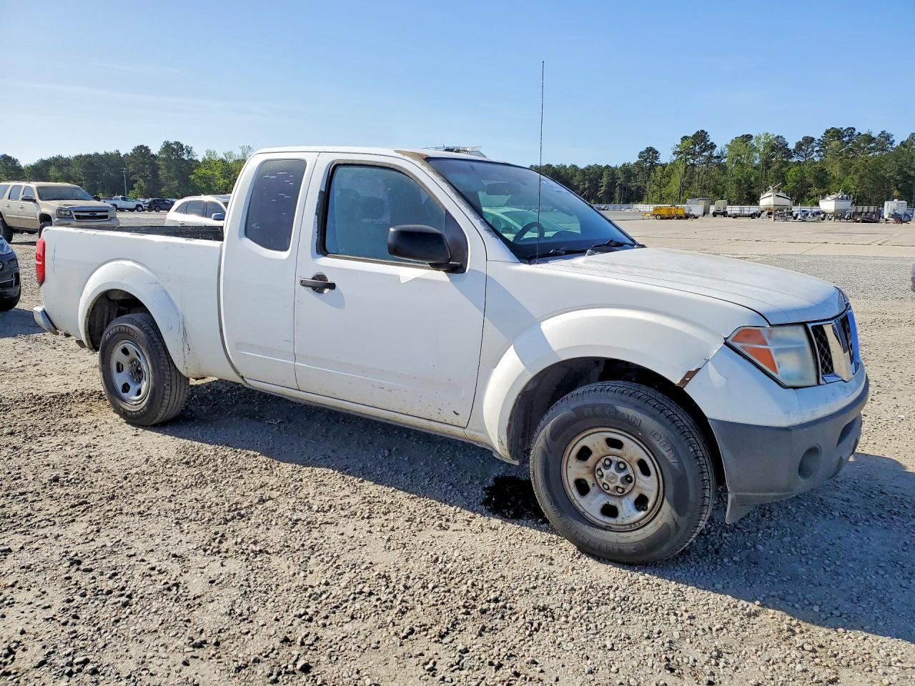 Nissan Frontier Xe