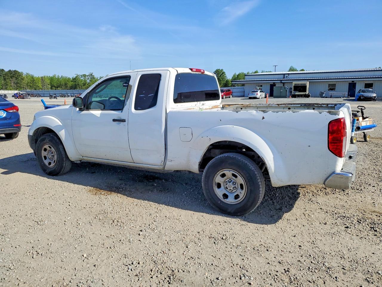 Nissan Frontier Xe