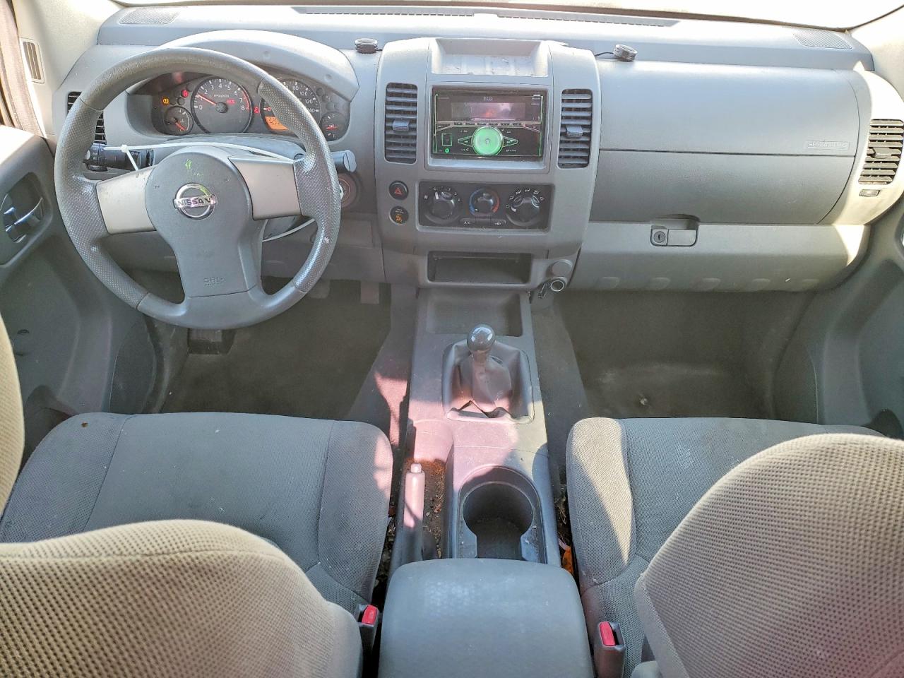 Nissan Frontier Xe
