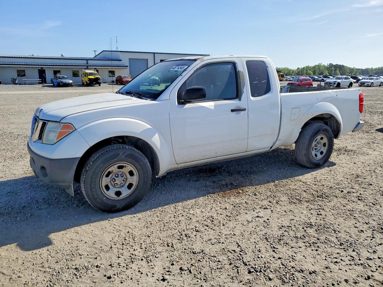 Salvage Nissan Frontier Image
