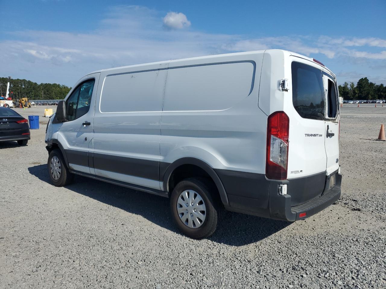 Ford Transit T-250