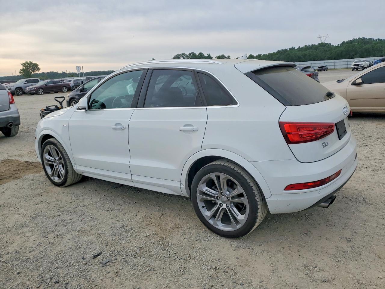 Audi Q3 Premium Plus