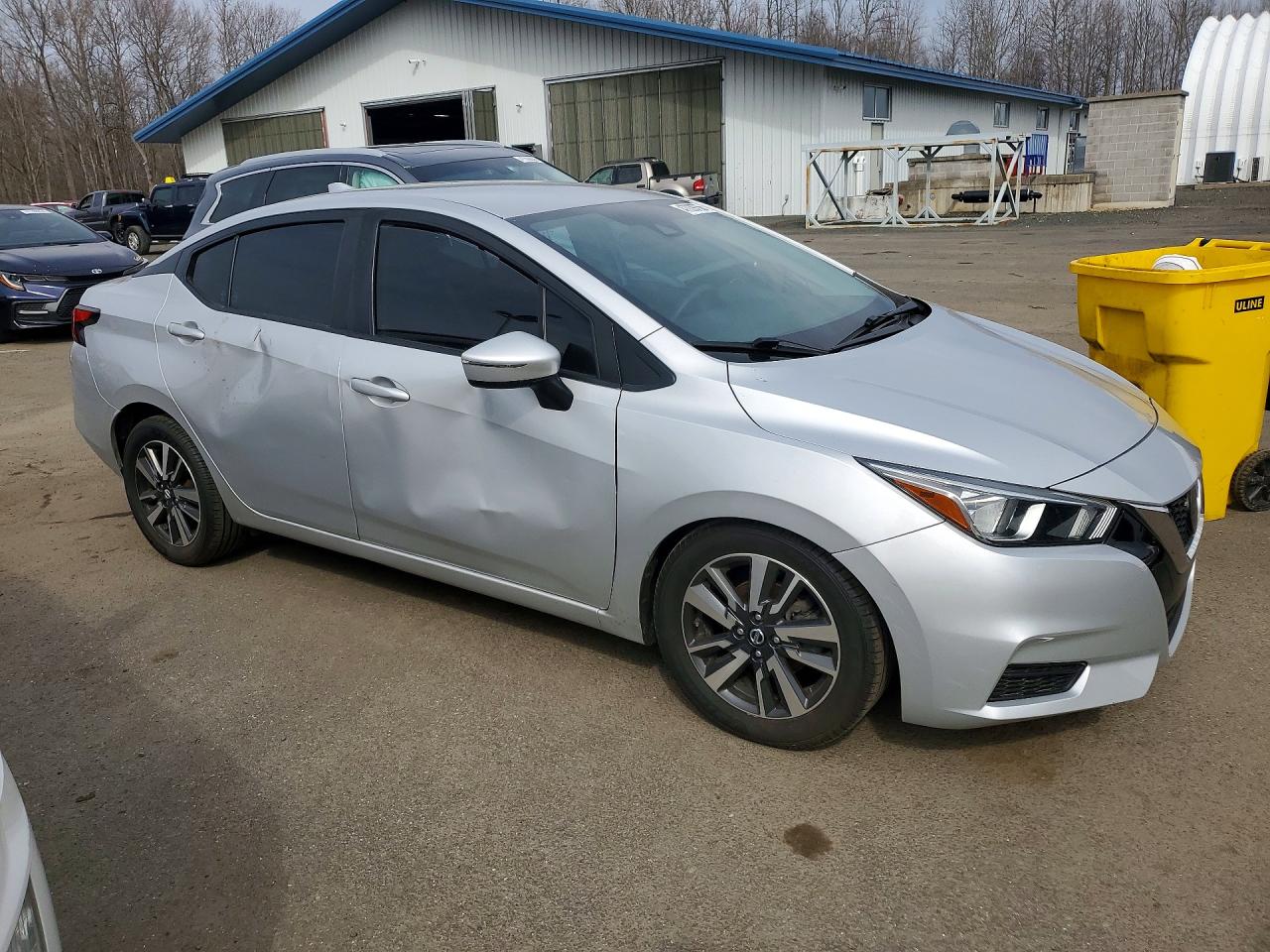 Nissan Versa Sv