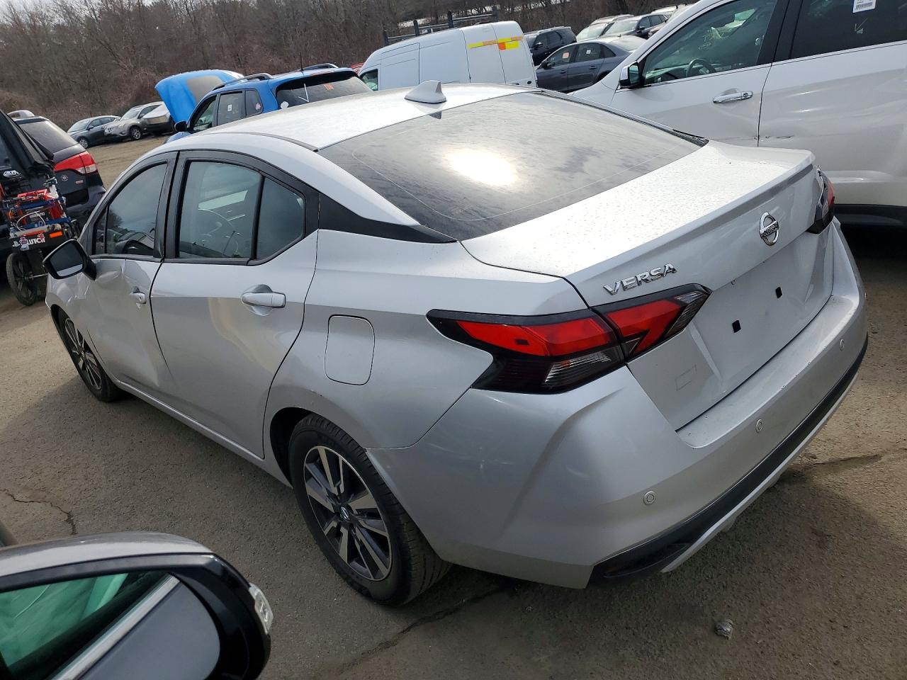 Nissan Versa Sv