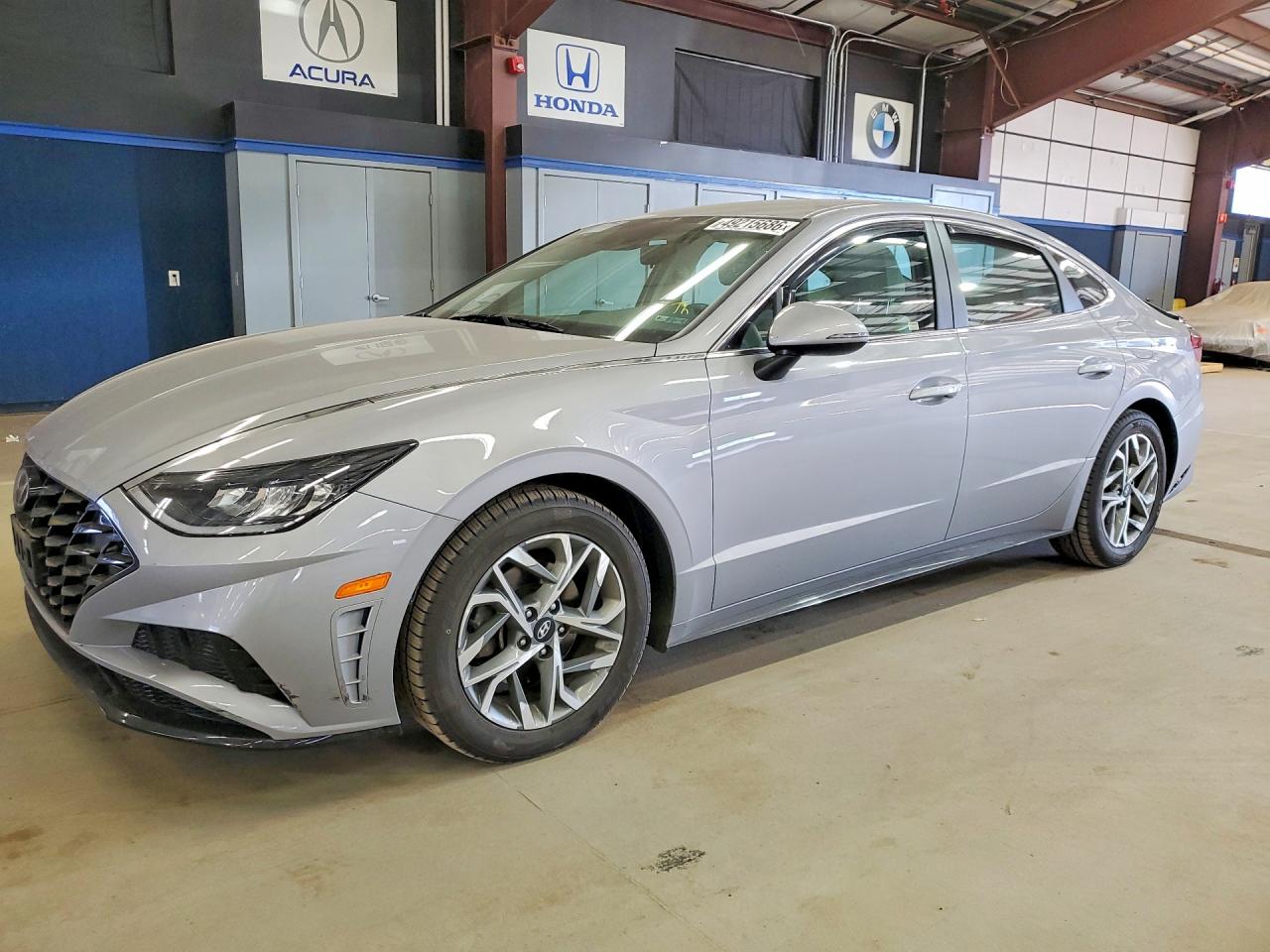 Salvage Hyundai SONATA Image
