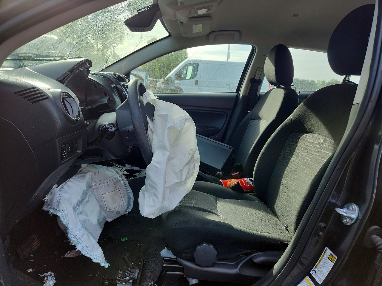 Mitsubishi Mirage G4 Es