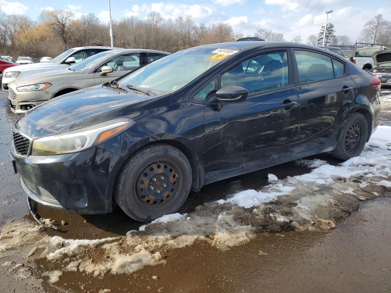 Salvage Kia Forte Image