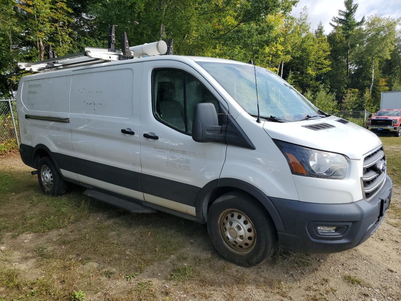 Salvage Ford Transit Image